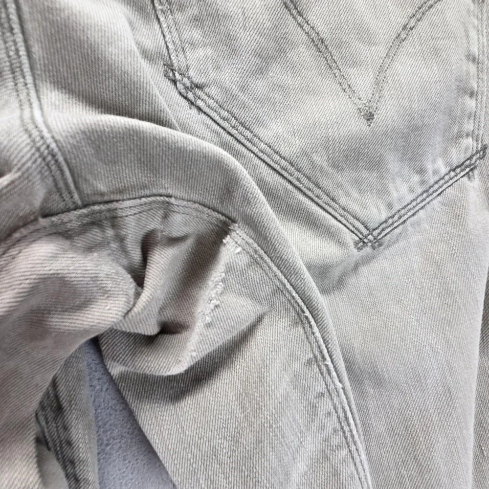 Vintage Levis Engineered Jeans Mens Gray Cinch Back Twisted Flap Fits 33x30